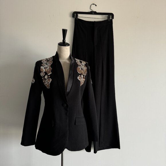 Peekskill Embellished Blazer and Split Pant Set in Black New, Size M - Picture 7 of 17